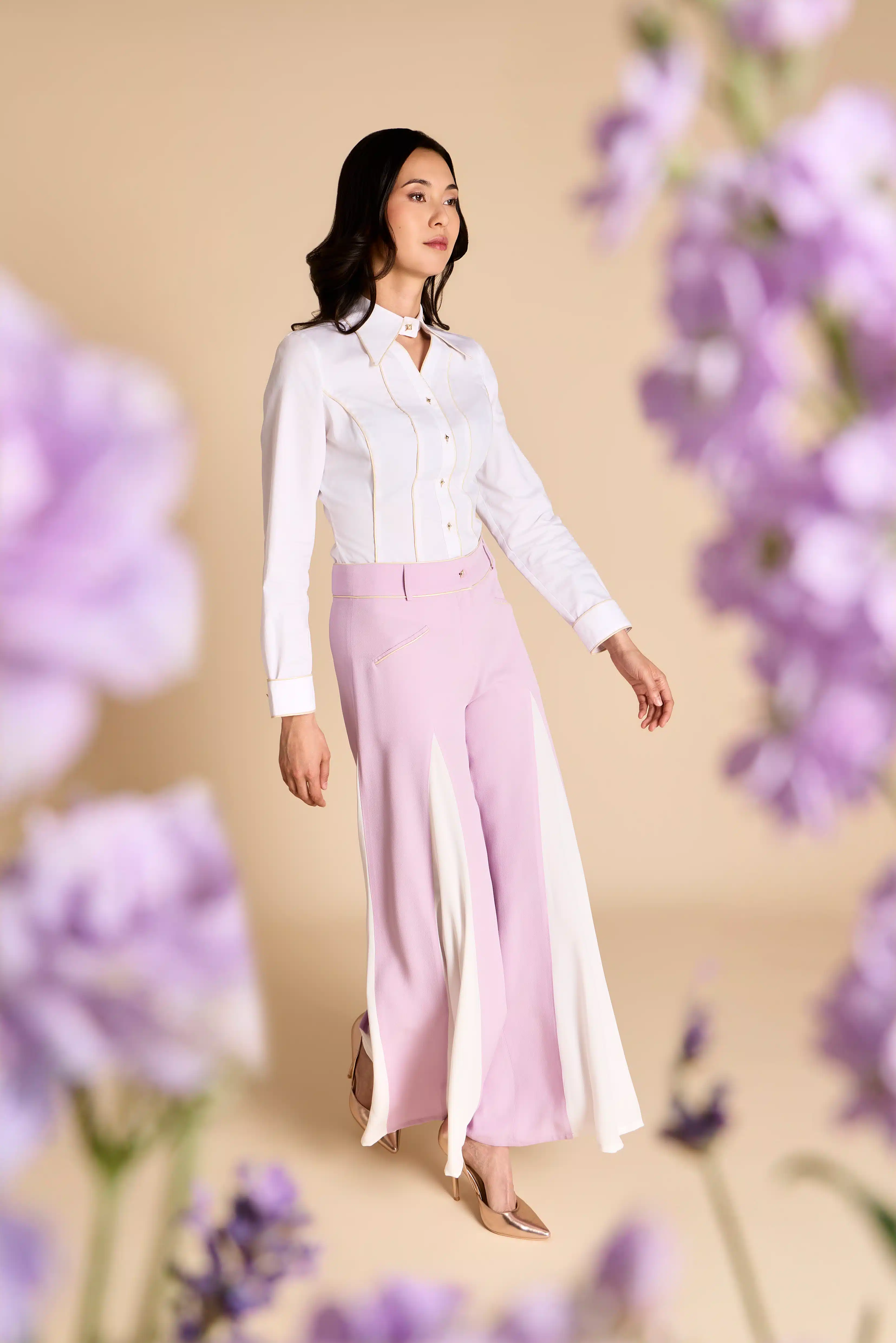 clecle-salle-des-silhouettes-anthonia-chemise-daphne-pantalon-galerie-fleurs